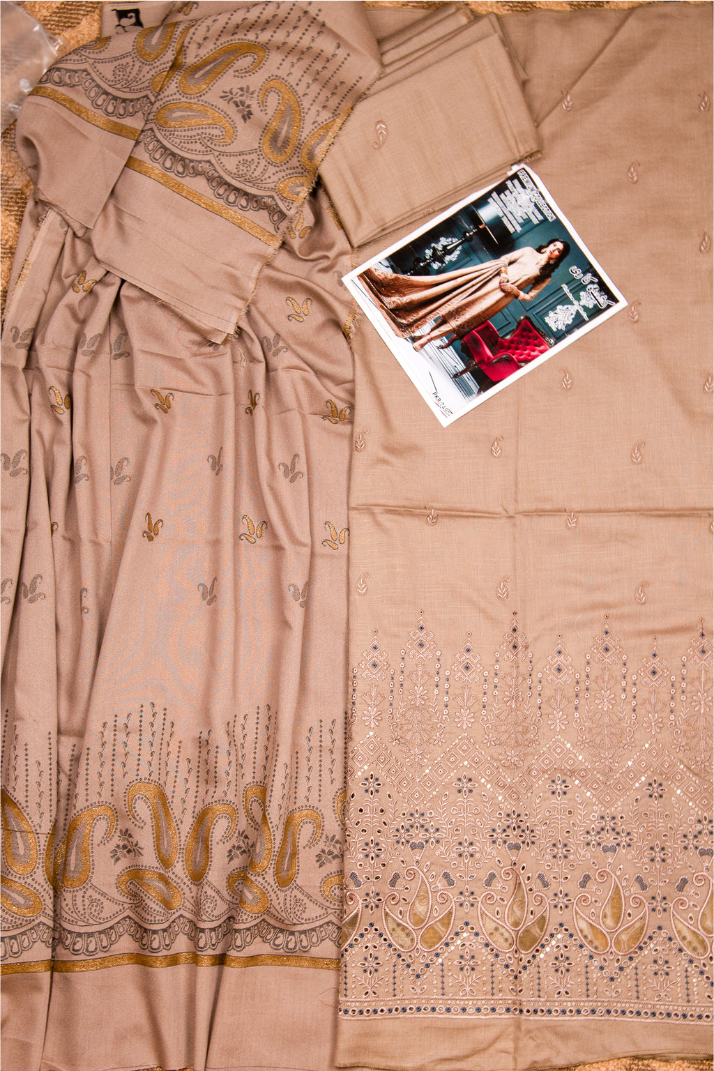 Kashida Kari Unstitched 3 Piece Suit