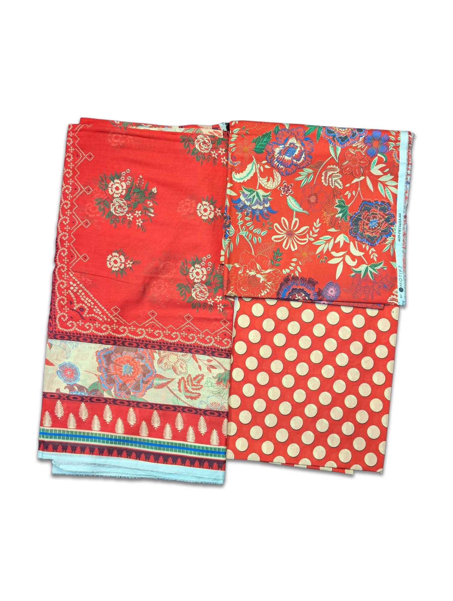 Motifz Zohra Lawn Printed 3 Piece Suit