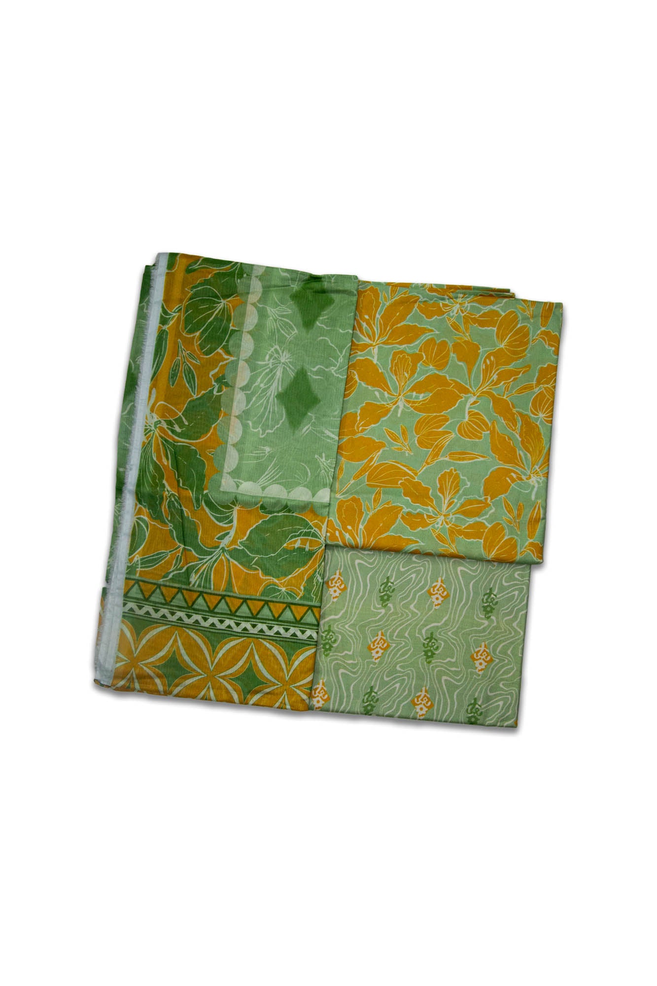 Motifz Zohra Lawn Printed 3 Piece Suit