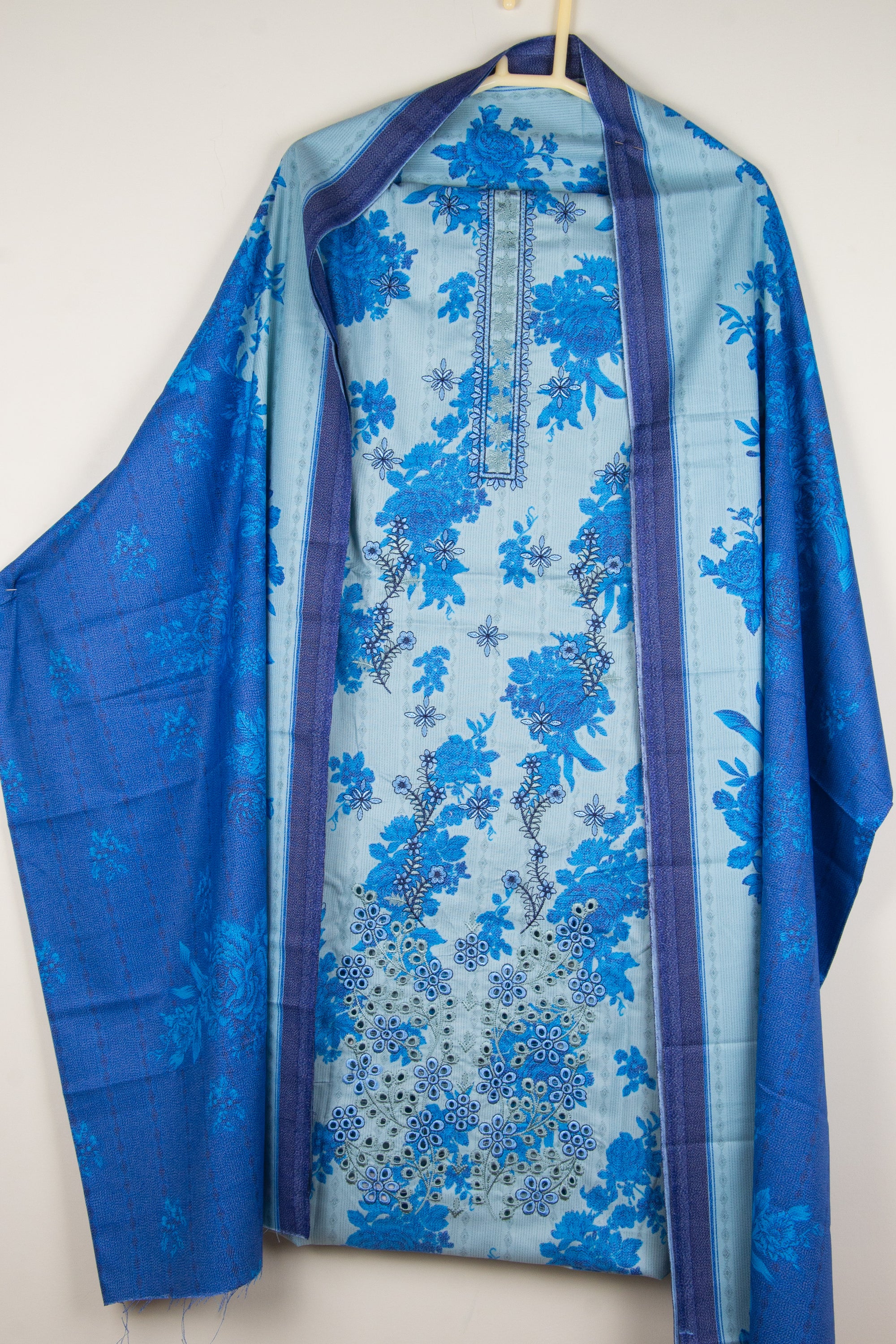 Dhanak Embroidered Unstitched 3 Piece Suit