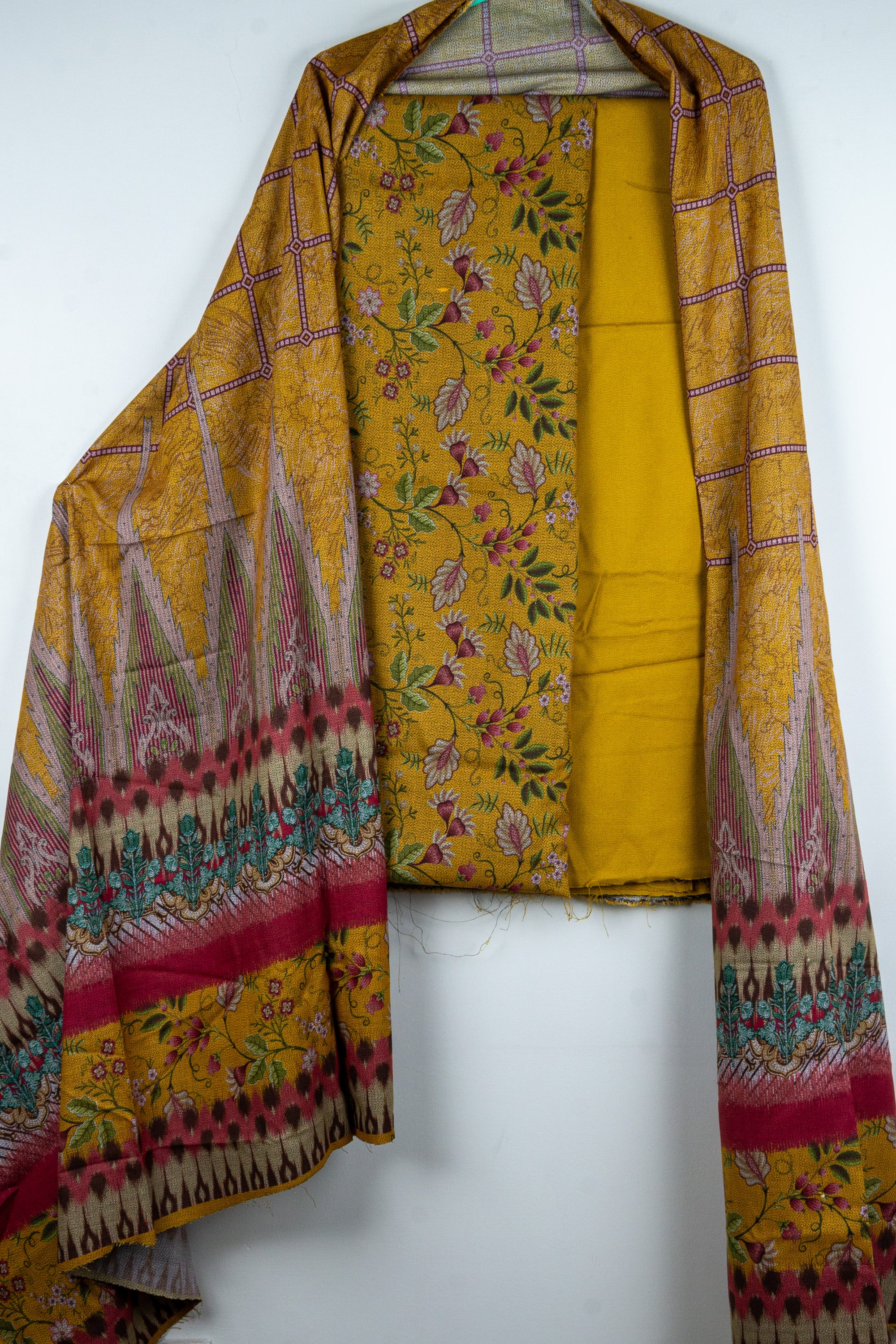 Dhanak Unstitched 3 Piece Suit